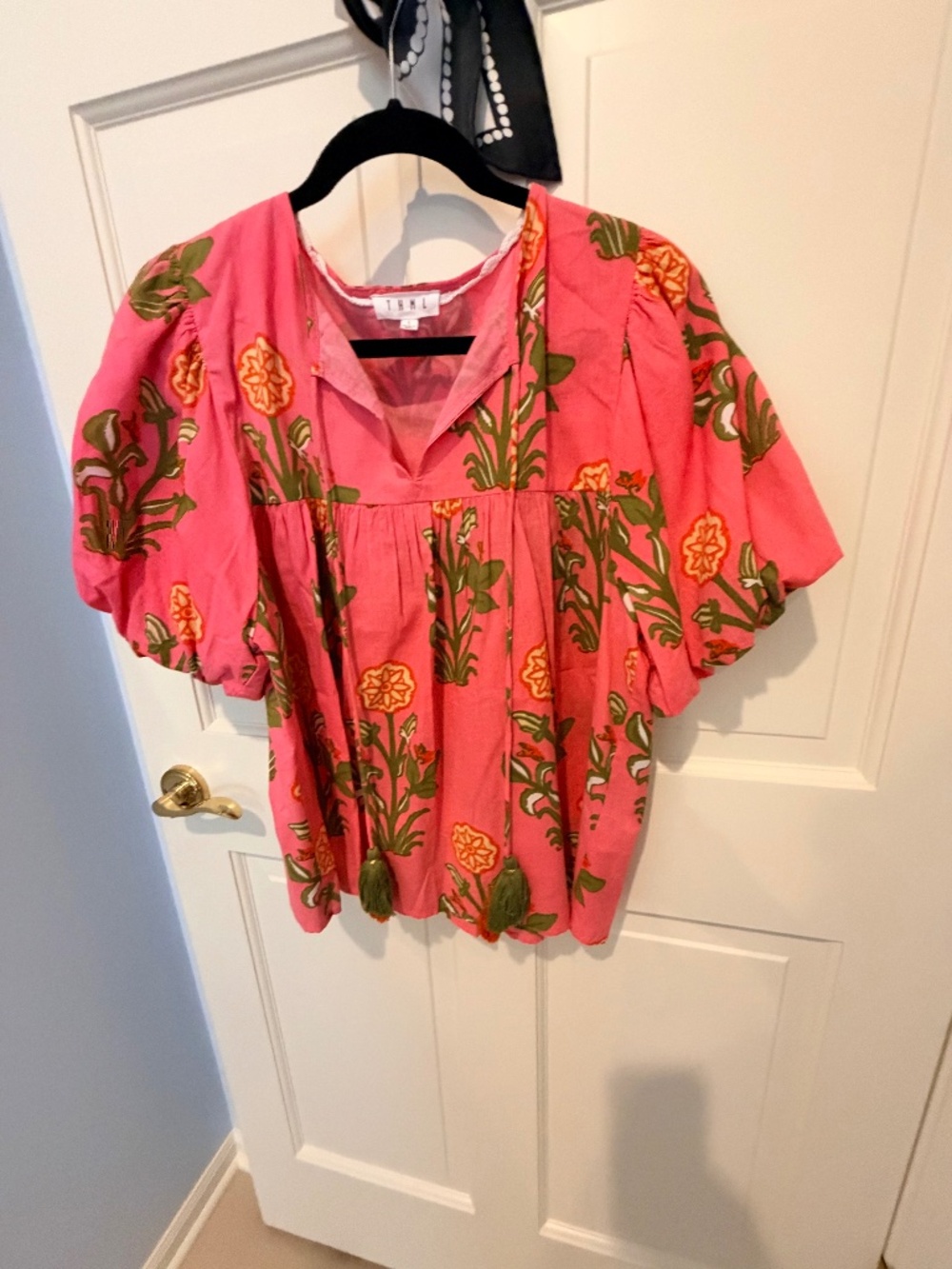 THML Pink Floral Puff Sleeve Tassel Top | L